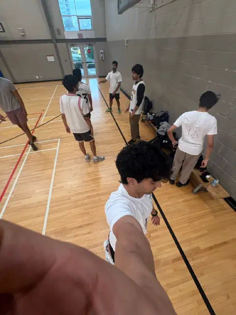 WE BALL NON STOP, photo 1
